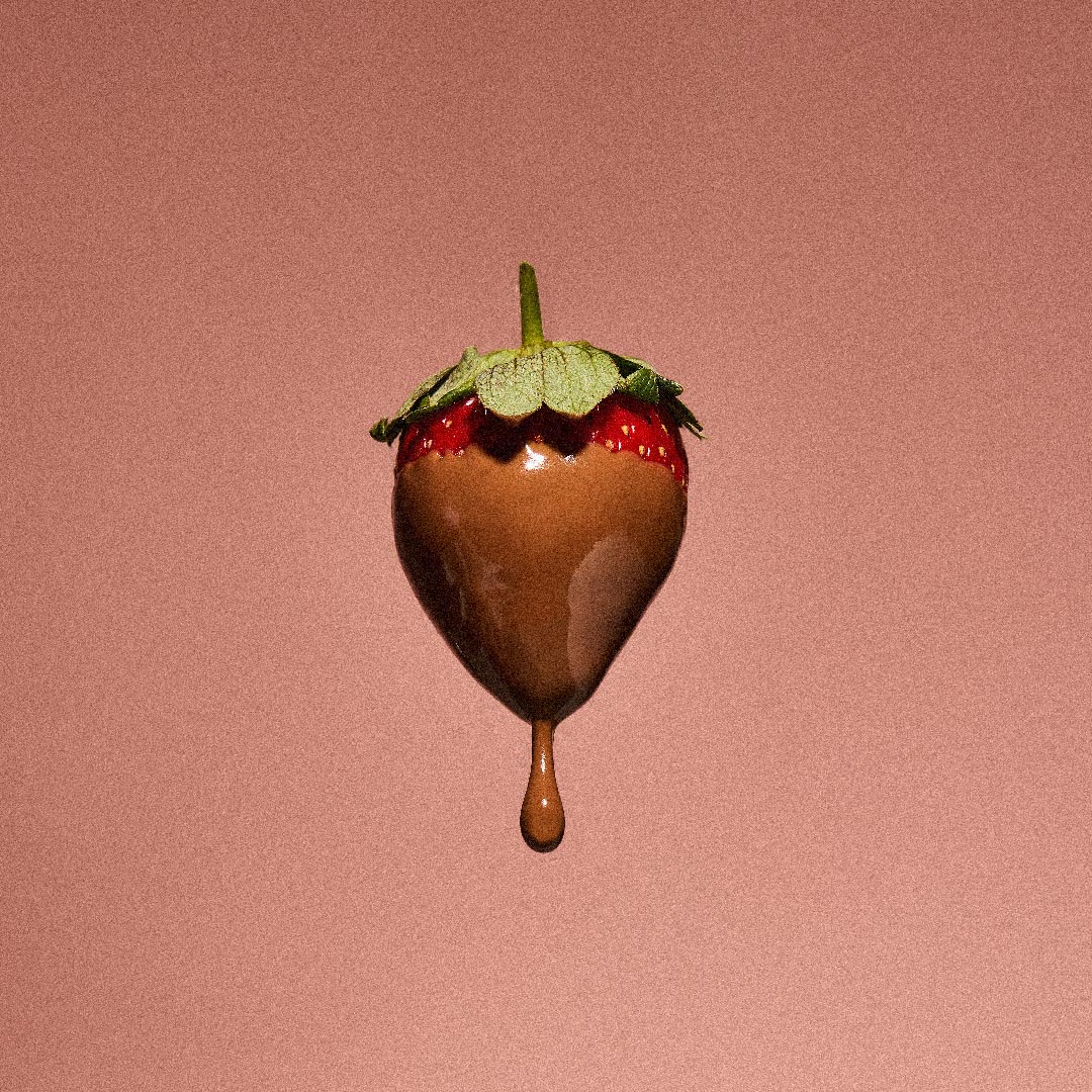 2023_06_14-SAN_CHURRO-SHOT_7a_-_DripStrawb_1x1